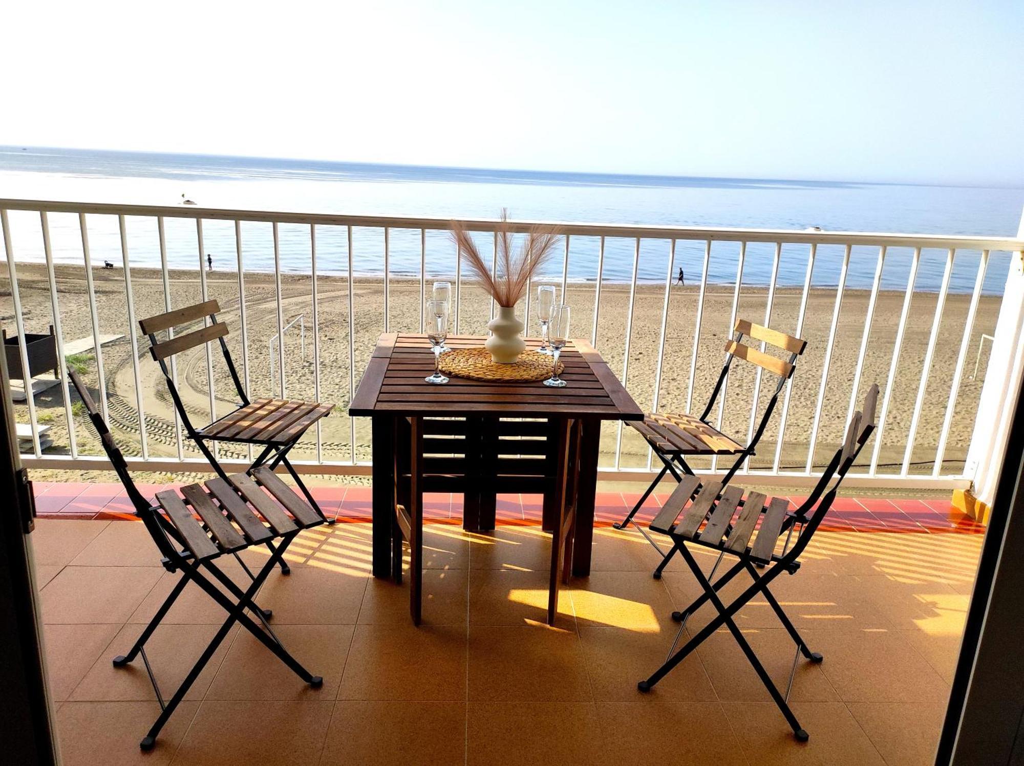 La Parada Beach Торре-де-Бенагальбон Экстерьер фото